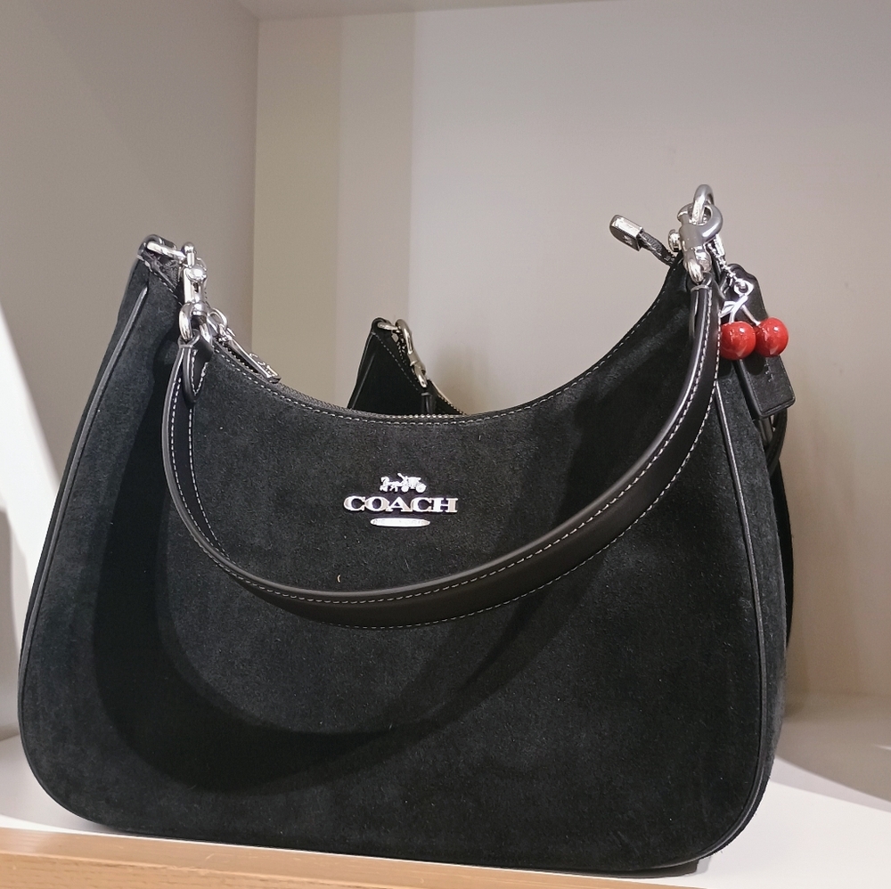 New! ☪️Coach Black Suede Teri Hobo Shoulder Bag With Red Cherry 🍒 Charm - Picture 11 of 12